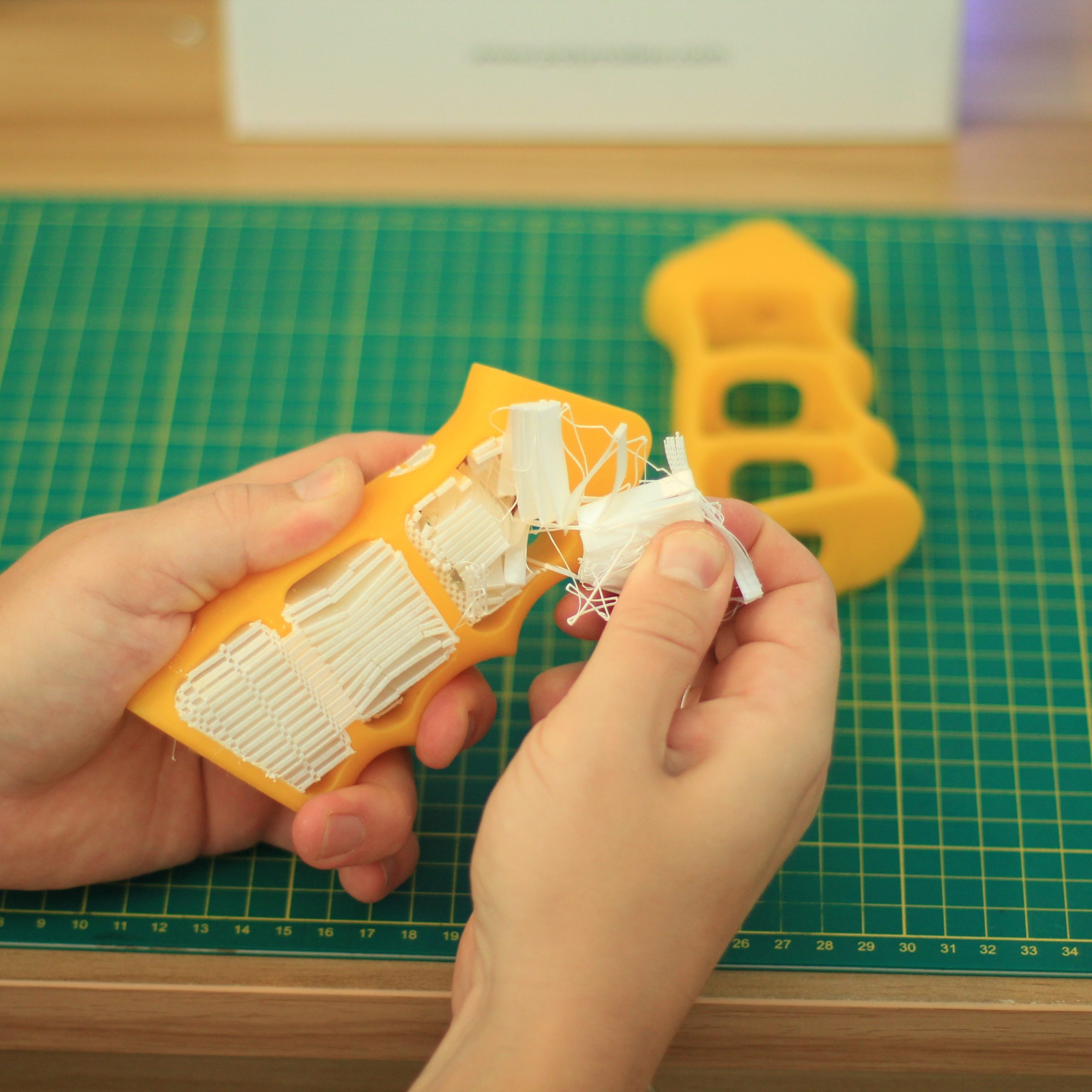 polymaker-polysupport-polysupport-for-pla-filament-PD04001-03.jpg